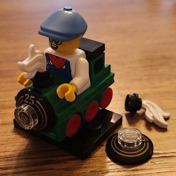 LEGO 71045 Collectible Minifigures Series 25 - Picture 12 of 12